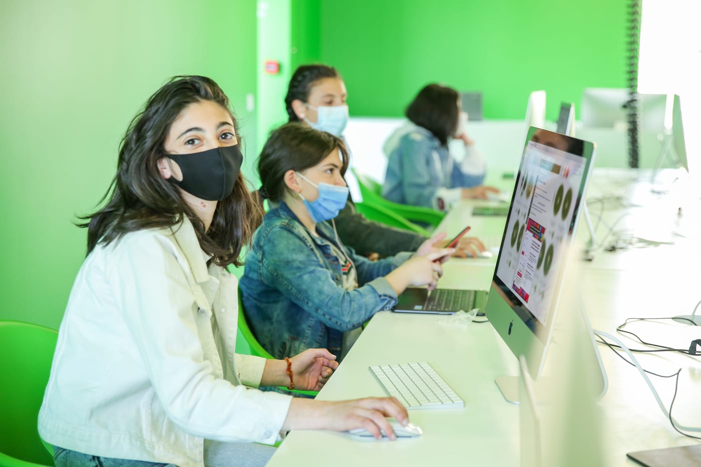 Գավառ > Դիլիջան < Բերդ 1 - Գավառ > Դիլիջան < Բերդ