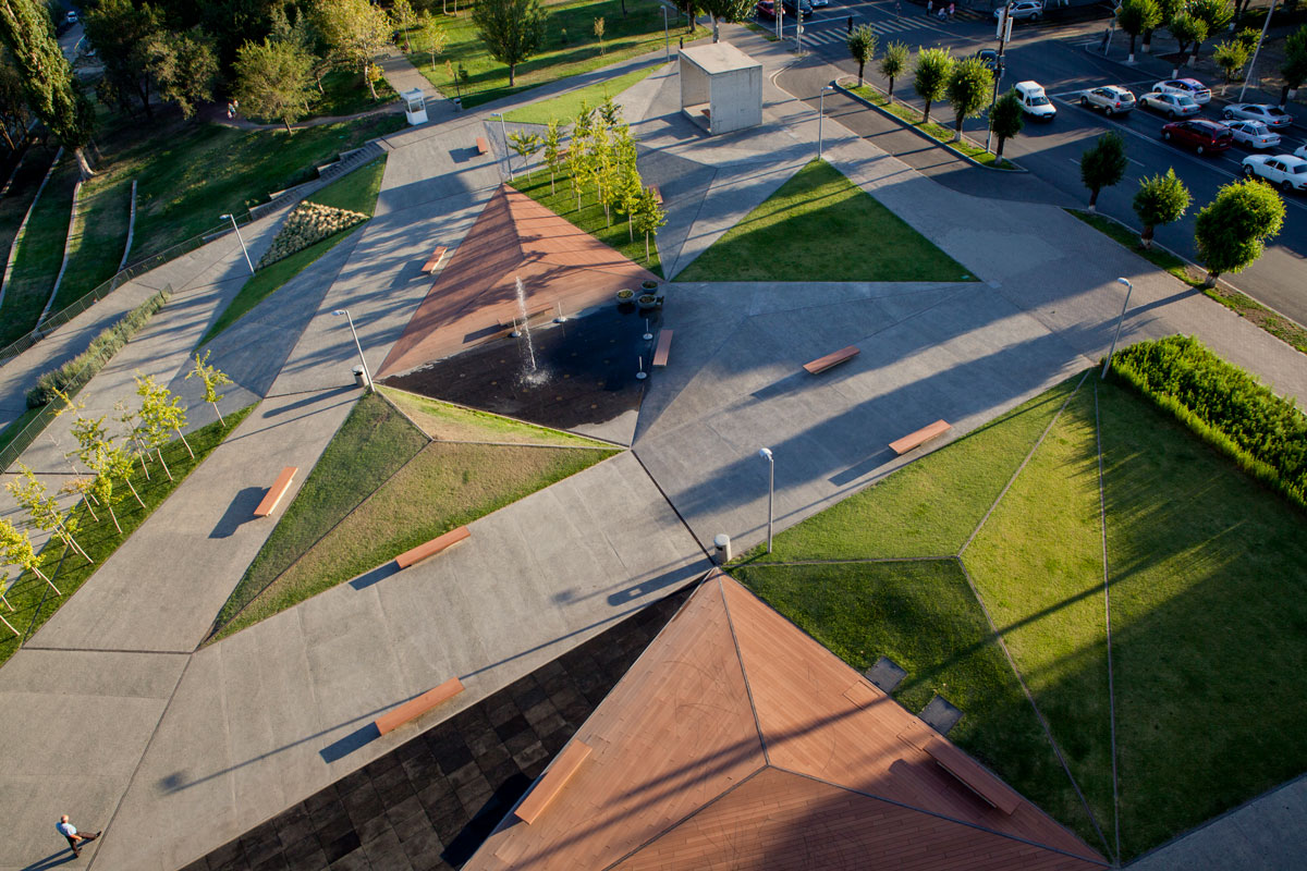 1 3 - Tumanyan Park in Full Bloom