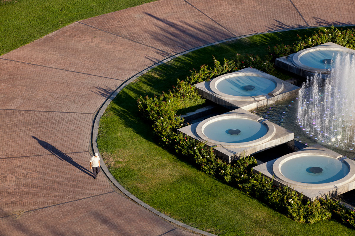 2 3 - Tumanyan Park in Full Bloom