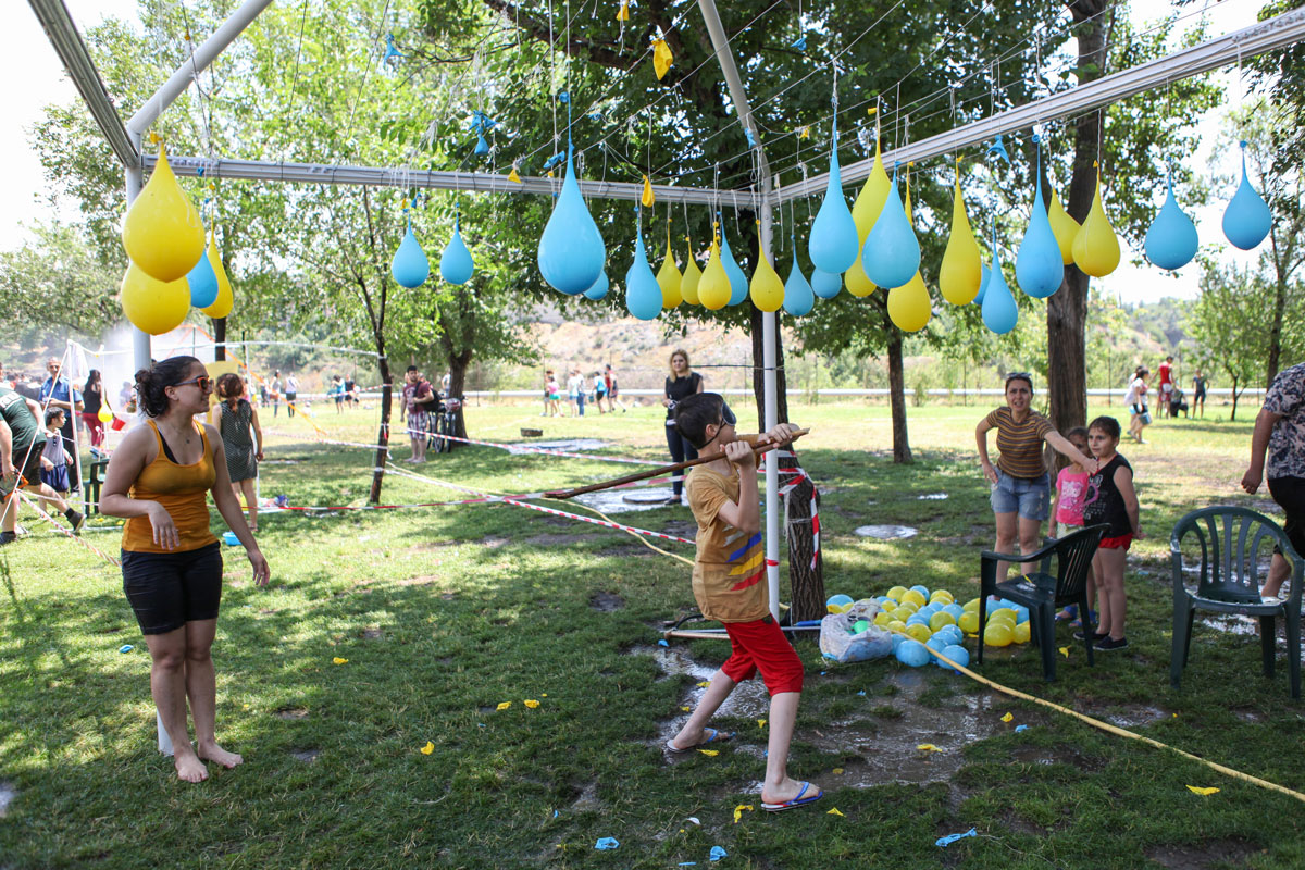 img 9565 - Tumanyan Park in Full Bloom