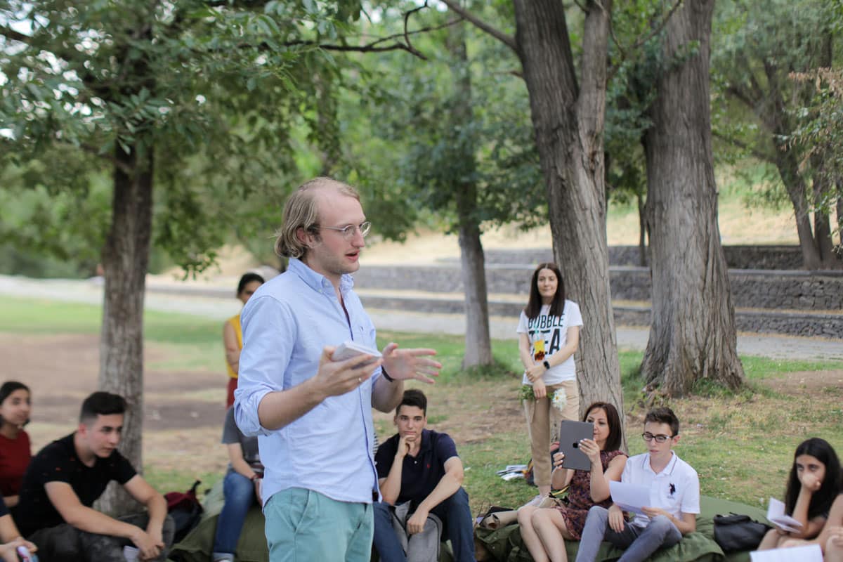 1 2 - Literature Without Limits: The University of Columbia Lab that Connects Armenia to New York